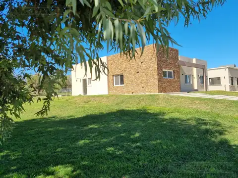 Venta Casa Casuarinas del Pilar