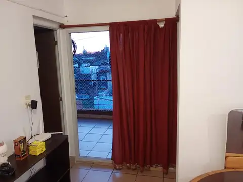VENTA DE DEPARTAMENTO UN DORMITORIO DOS BALCONES