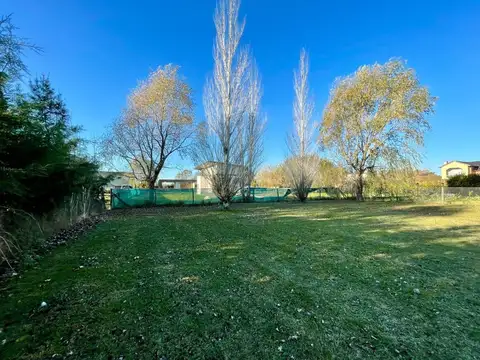 VENTA LOTE DE TERRENO BARRIO LA CANDIDA - LA PLATA