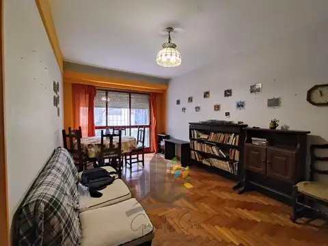 Gurruchaga 2300, Piso 1