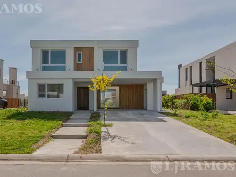 Impecable casa a estrenar el Riberas Lote Interno PG NORTE