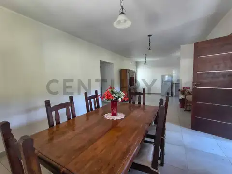 Los Tilos e/ Los Platanos y Algarrobo , Piso 0