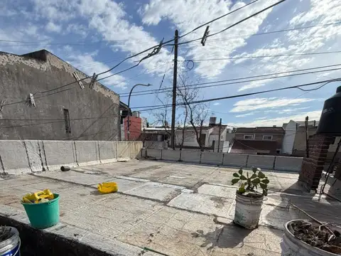 Depto Tipo Casa en Venta en Lanús Oeste, USD 23.000