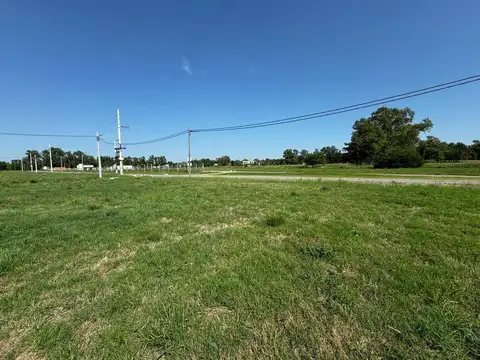 Terreno en Venta 30  mts Fondo