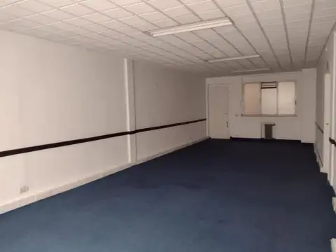 Oficina en Alquiler 41 años