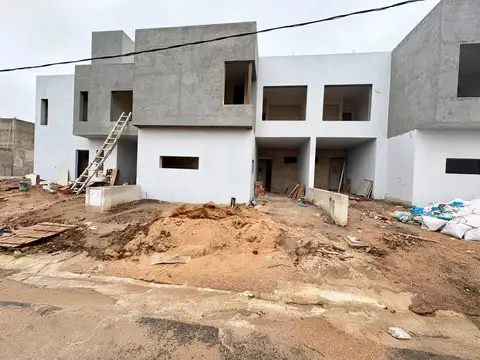 VENTA DUPLEX 3 DORMITORIOS DOCTA