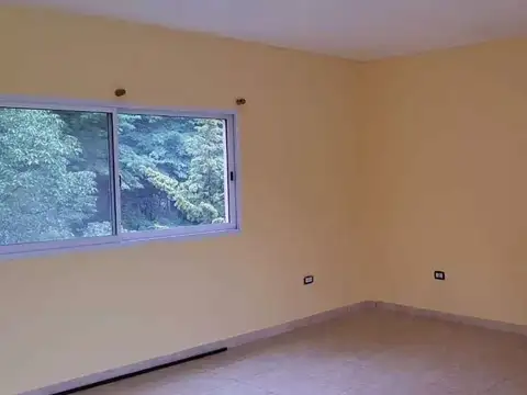 OPORTUNIDAD VENTA CASA EN BARRIO CERRADO VIRREY DEL PINO