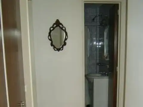 EXCELENTE SEMIPISO 4 AMB + ESCRITORIO, DEP.SERVICIO, COCHERA FIJA  Y BAULERA