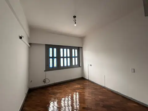 Depto Tipo Casa 4 ambientes con 1 baño