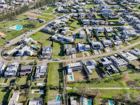 Lote en venta en funes San Sebastian Barrio Privado
