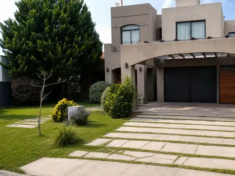 Casa Barrio Privado Maipu