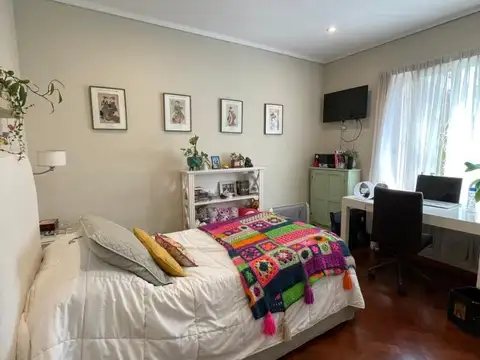 Casa 5 ambientes en Castelar Sur