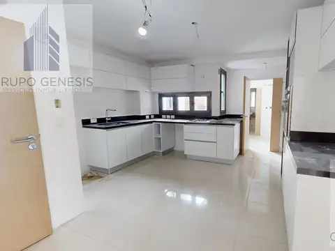 Departamento 4 ambientes con 3 baños