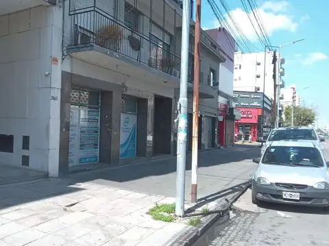 Local en Alquiler en Crucesita, $ 1.050.000