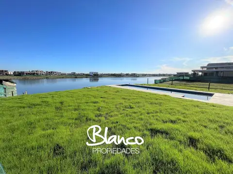 Puertos del Lago - Riberas 100
