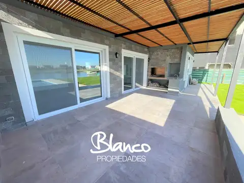 Casa en Alquiler en Puertos, USD 2.500
