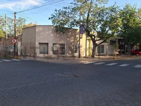 Libertad 800, Piso 0