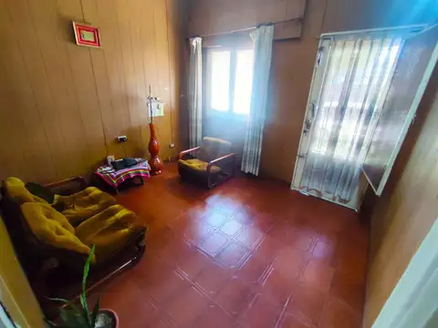 Avenida Uriburu 2800