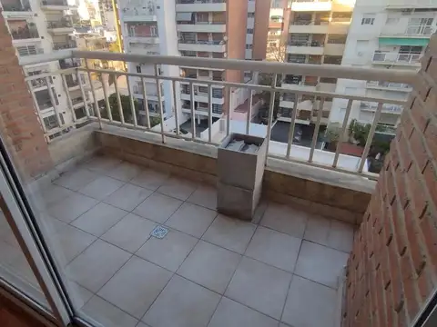 Departamento en Alquiler con 1 cocheras