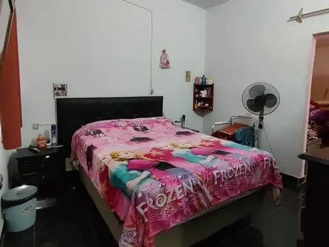 Casa 6 ambientes con 3 baños