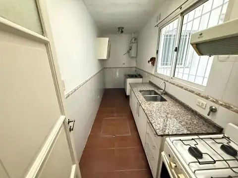 Depto Tipo Casa en Venta en Boedo, USD 129.000