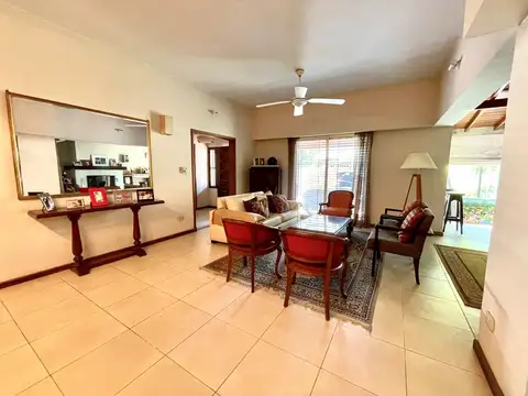 Casa en Venta al Este