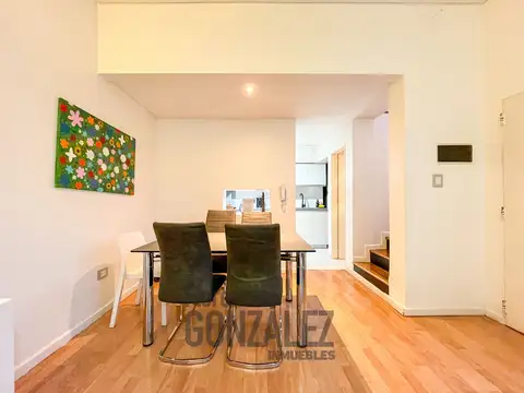 Depto Tipo Casa 4 ambientes con 3 baños