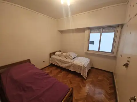 Av. Pueyrredon al 900