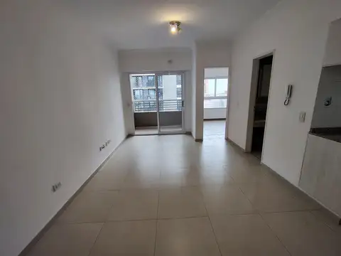 Garcia Silva 547 , Piso 2