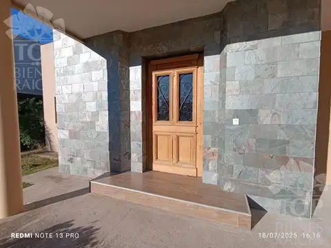 Casa en Alquiler en El Canton - Norte, USD 1.800