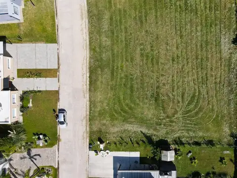 LOTE EN VENTA EN LAGOS DE CANNING 1 INTERNO 