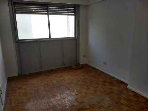 PARANA 400, Piso 11
