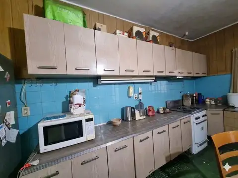 Casa 4 ambientes con 1 baño