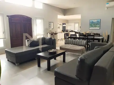 Casa Chalet  en Alq. Temporario en Costa Esmeralda, Costa Atlántica, Buenos Aires