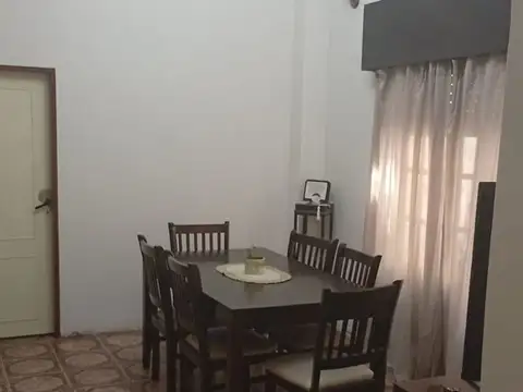 Depto Tipo Casa en Venta de 4 dormitorios
