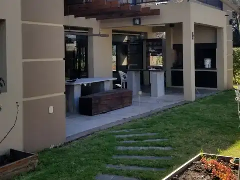 Venta de Casa 4 AMBIENTES en GHAN, Carmen de Areco