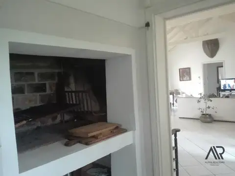 Hermosa Casa De 3 Dormitorios Más Dependencia En Alquiler Temporada, La Barra