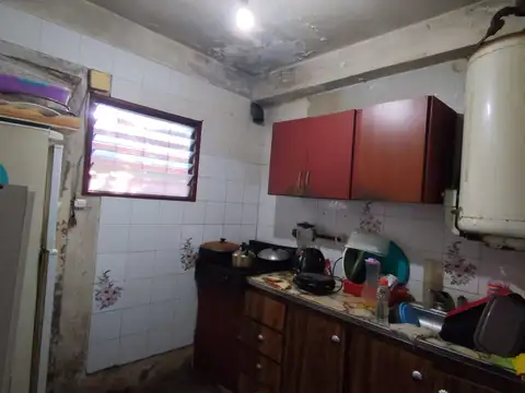 Casa 4 ambientes con 1 baño
