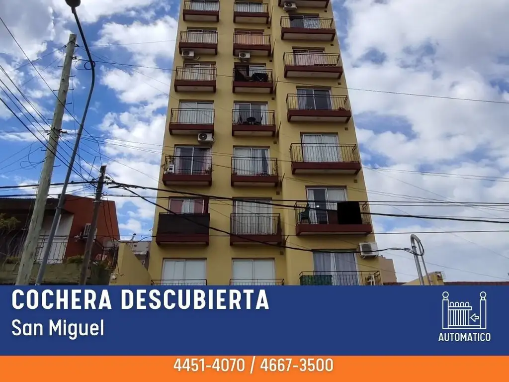 Int. Irigoin 900, Piso DESC