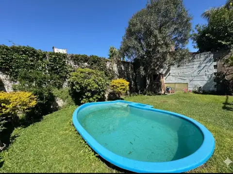 Casa en Fisherton con jardín y pileta