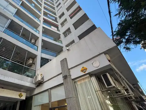 9 De Julio 1400, Piso 04