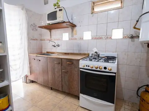 VENTA CASA 3 DORM BARRIO SUR