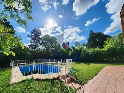 Casa en venta en Maq. Savio