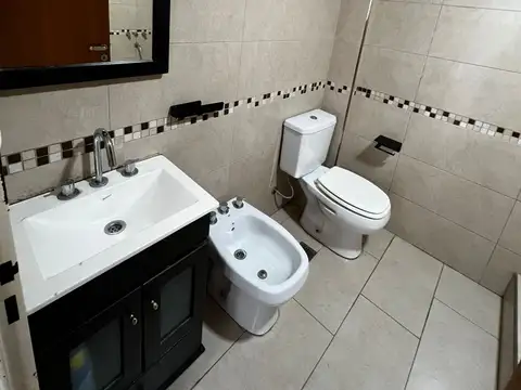 BARBARO FARIAS JIMENA ALQUILA DEPARTAMENTO 2 AMB. CON COCHERA