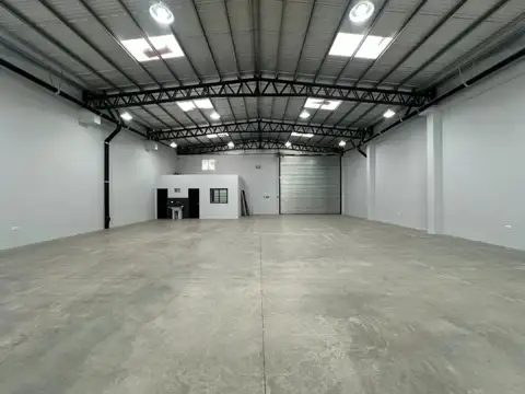 GALPÓN COMERCIAL A ESTRENAR