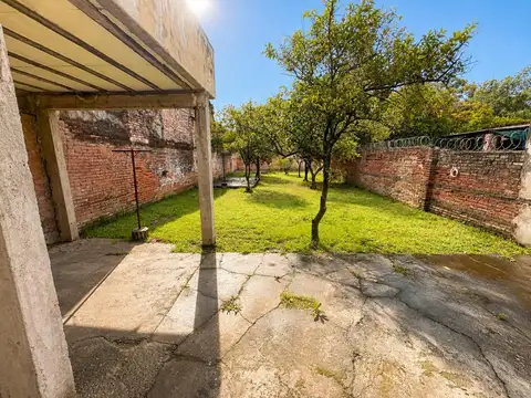 Depto Tipo Casa en Venta con 2 cocheras