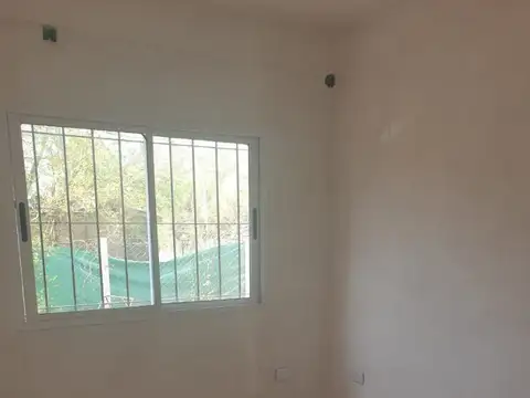 Casa en alquiler- Marcos Paz