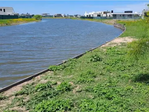 Venta Lote a la laguna en Sebastian Gaboto