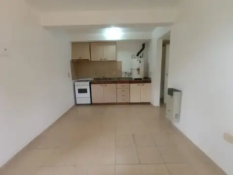 Depto Tipo Casa en Alquiler 14 años