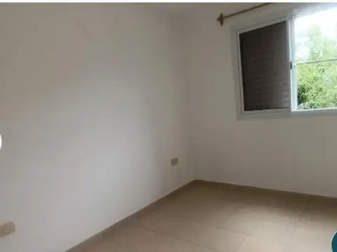 Depto Tipo Casa en Alquiler de 2 ambientes